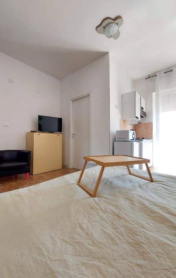 Tiny House Via Mascilongo Apartment Termoli Exterior photo