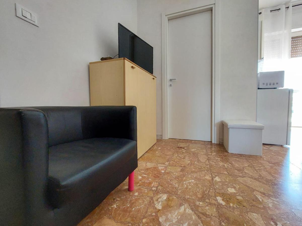 Tiny House Via Mascilongo Apartment Termoli Exterior photo