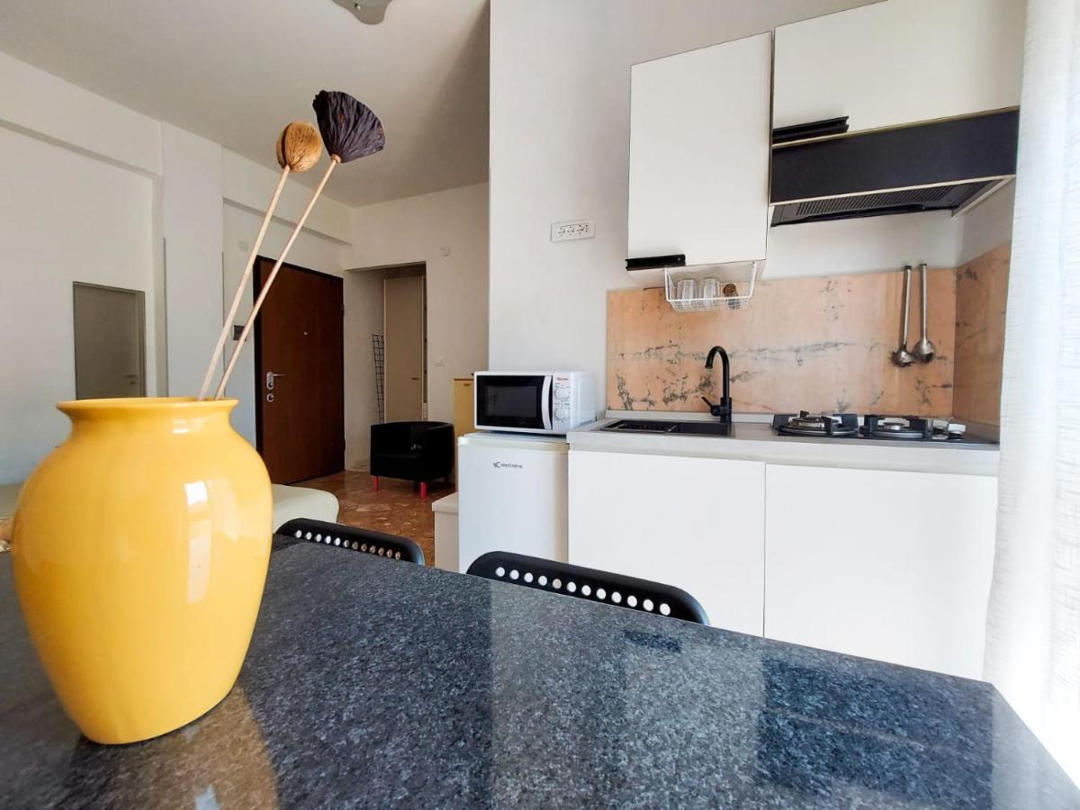 Tiny House Via Mascilongo Apartment Termoli Exterior photo